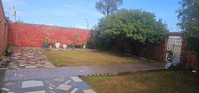 4 Bedroom Property for Sale in Nyanga Western Cape